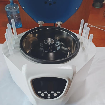 Da máquina médica do centrifugador do tampo da mesa do laboratório velocidade máxima 4000r/Min