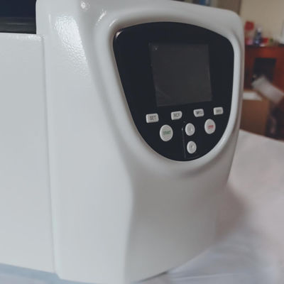 Pesquisa experimental do centrifugador de baixa velocidade da capacidade máxima 8×20ml